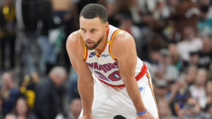 Read more about the article Steph ruled out for Warriors-Thunder due to bilateral knee pain