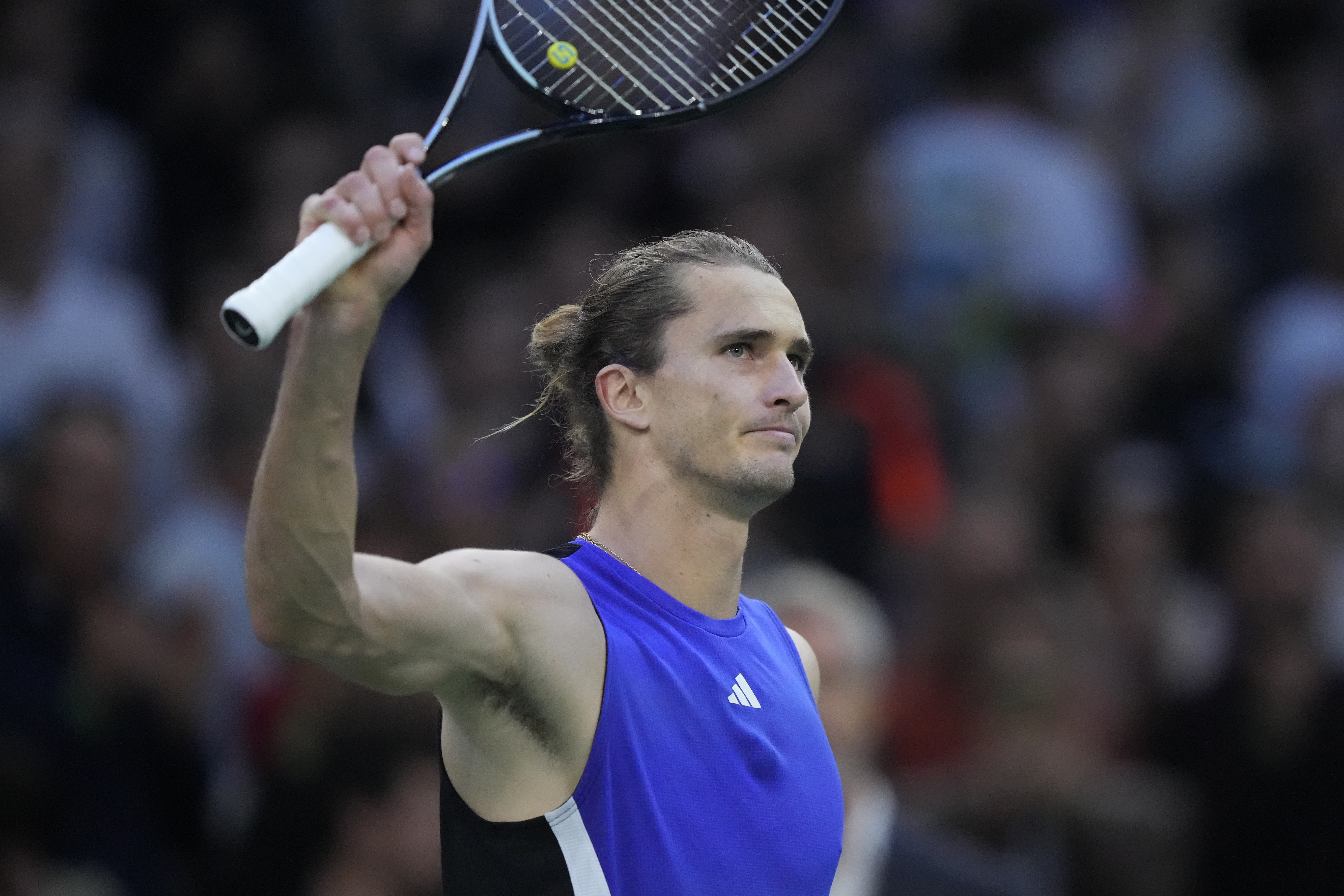 Read more about the article Zverev beats Tsitsipas to reach Paris Masters semifinals