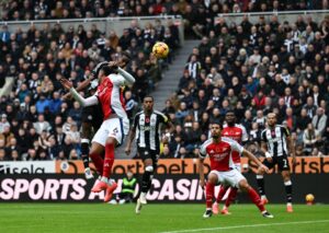 Read more about the article ‘I apologise’ – Newcastle legend breaks TV studio celebrating Alexander Isak winner against Arsenal