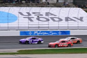 Read more about the article How to watch Xfinity 500: Live Stream NASCAR Cup Series, TV channel info