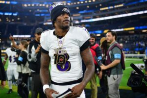 Read more about the article ‘Still got that magic!’ – Zig-zagging Lamar Jackson recreates viral high school juke touchdown to steal show in ‘Harbaugh Bowl’