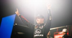 Read more about the article Christian Eckes wins Truck race at Martinsville to propel into Championship 4; title contenders set