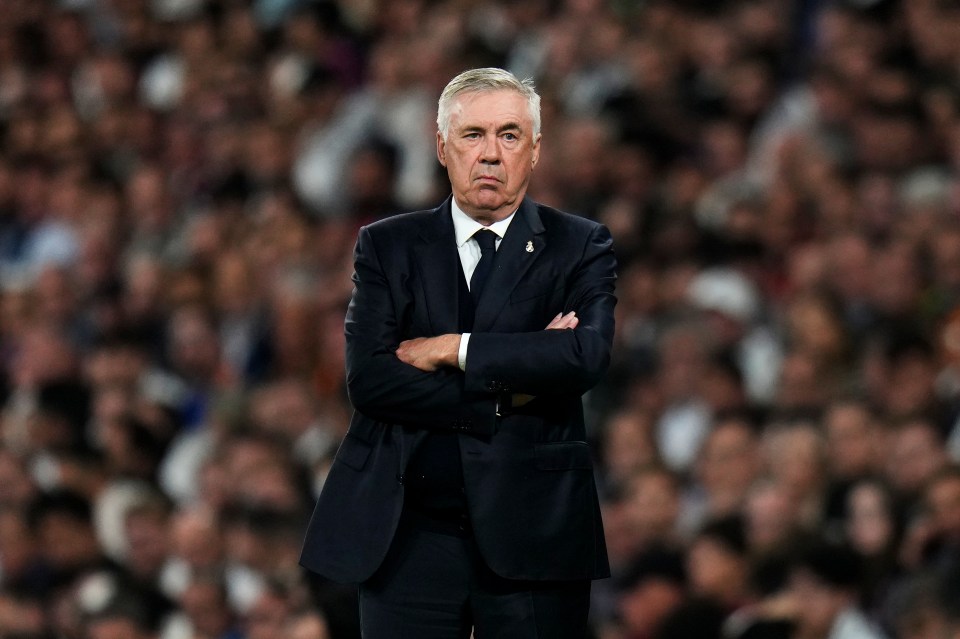 You are currently viewing I signed Manchester United legend for Real Madrid and had to sell Ronaldo – Carlo Ancelotti has the same problem