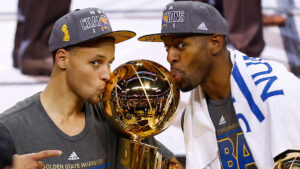 Read more about the article Iguodala admirably admits he ‘fails’ to replicate Curry’s lifestyle