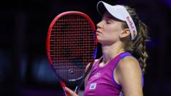 Read more about the article Rybakina on brink of WTA Finals exit after Zheng loss