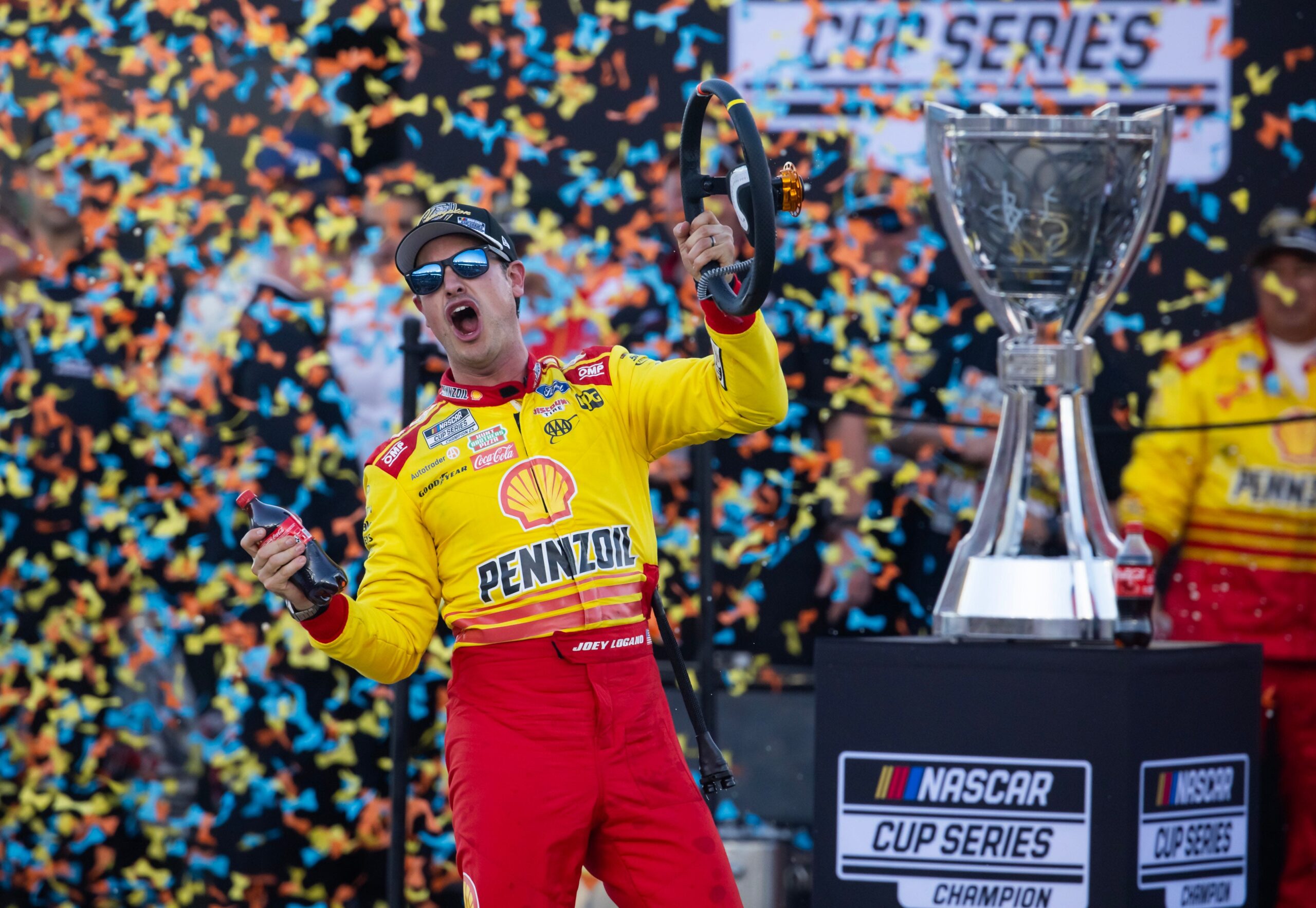 You are currently viewing NASCAR Phoenix race winners and losers: Joey Logano wins title, Playoff format needs tweak