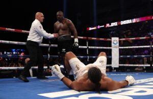 Read more about the article Derek Chisora vs Jarrell Miller in doubt with announcement imminent for new opponent