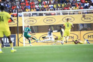 Read more about the article South Africa defeats Uganda Cranes at Namboole to go top of group K | AFCON 2025 Qualifiers