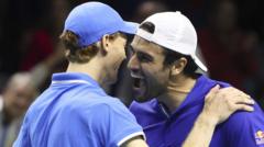 Read more about the article Sinner & Berrettini lead Italy into Davis Cup final