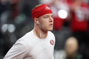 Read more about the article 49ers star running back Christian McCaffrey sends message to team with season on the line ahead of his return