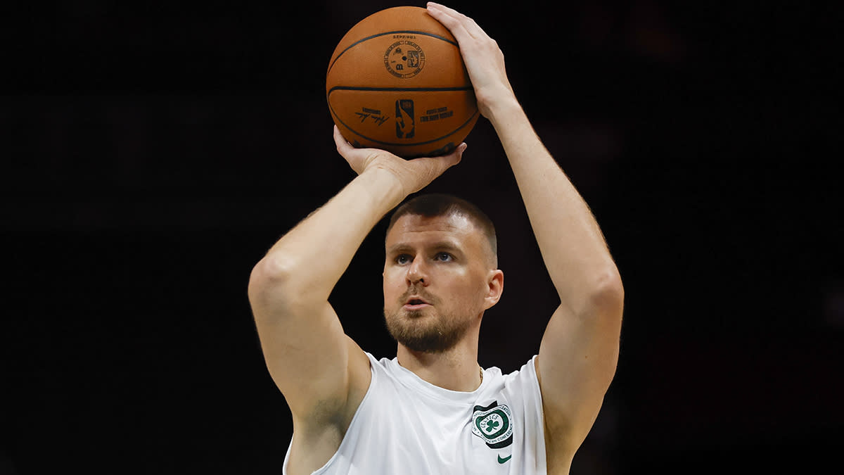 You are currently viewing Celtics Mailbag: Porzingis nearing return, scouting the Cavs and more