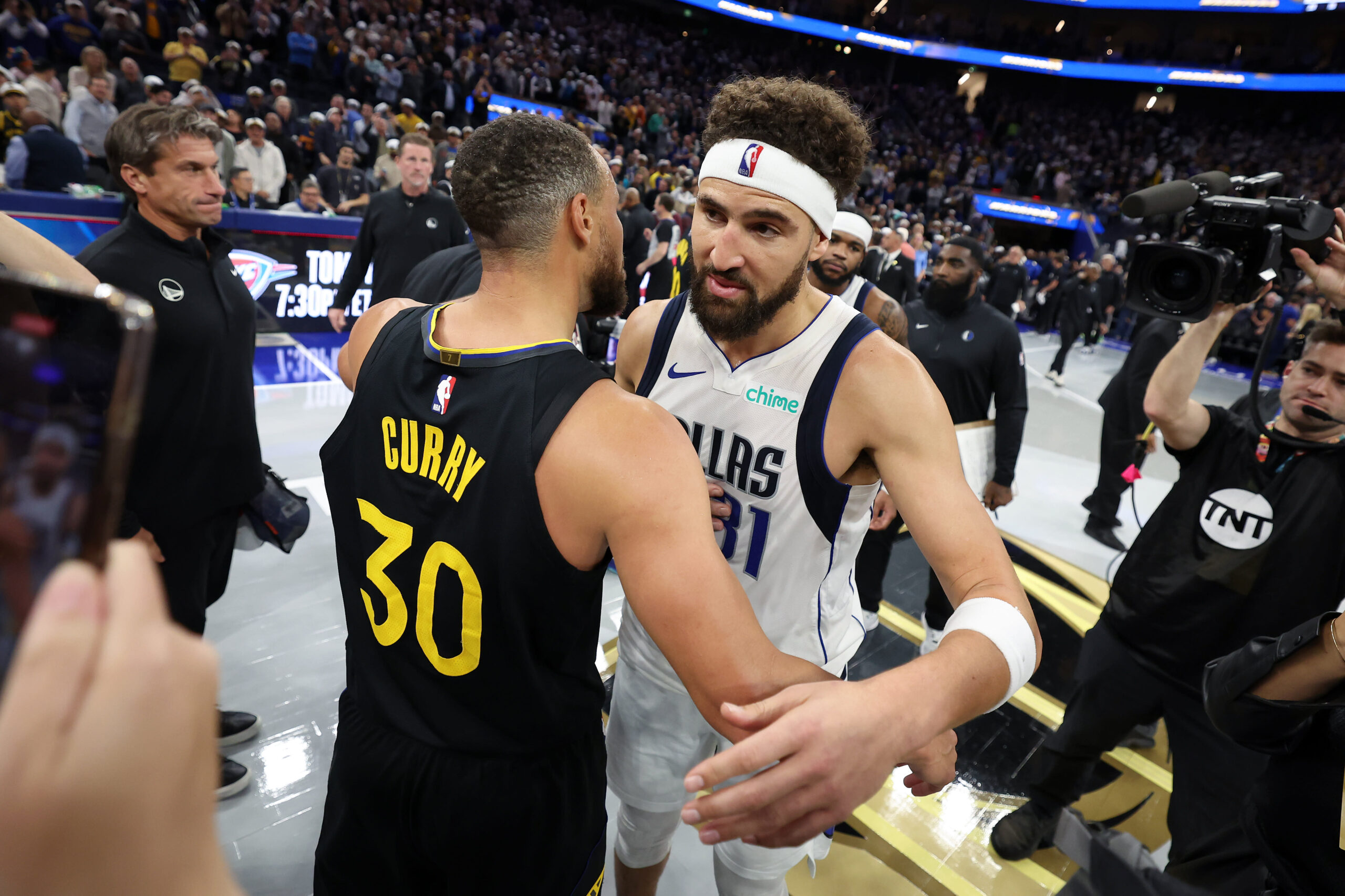 You are currently viewing Klay Thompson’s emotional return to Bay Area becomes tribute to fierce competition