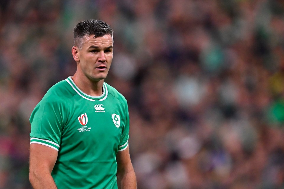 You are currently viewing Visibly emotional Johnny Sexton held nothing back in angry exchange with Rieko Ioane when Ireland denied rare feat