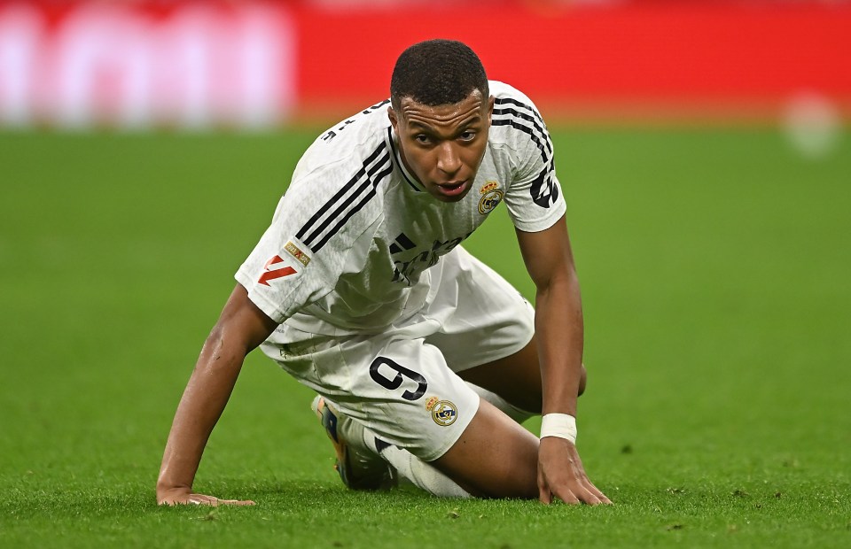 You are currently viewing Kylian Mbappe’s start at Real Madrid compared to Cristiano Ronaldo, Ruud van Nistelrooy and Karim Benzema will surprise people