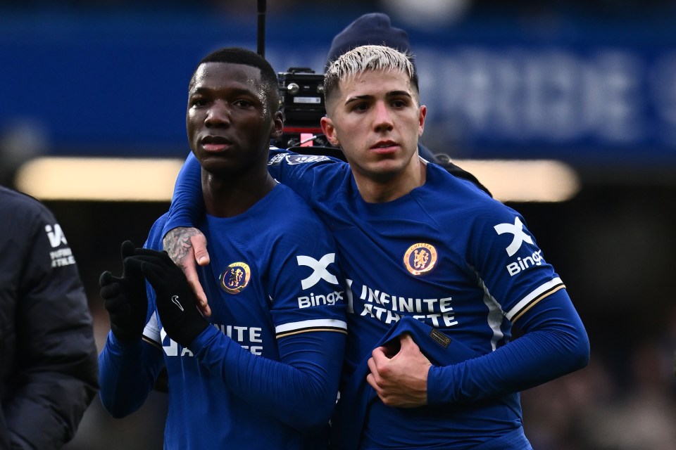 You are currently viewing Chelsea urged against signing two Premier League stars, but there is one thing they desperately need