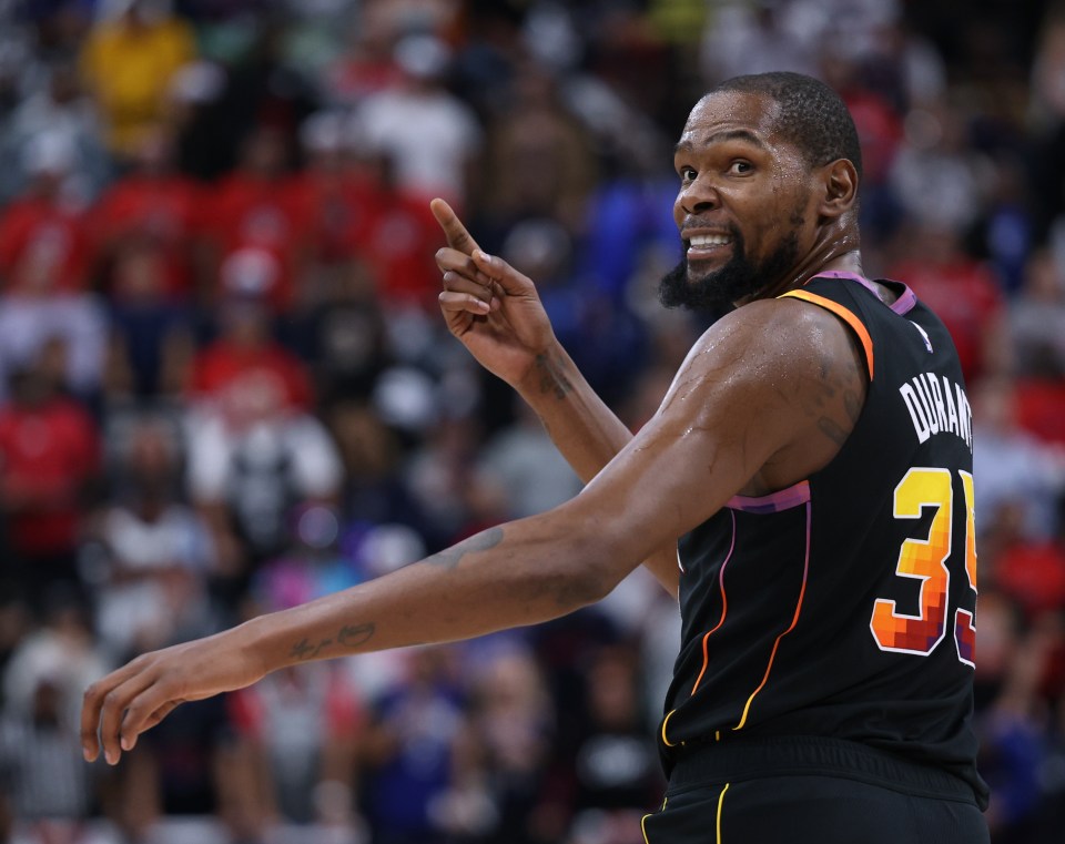 Read more about the article ‘He’s a clown’ – Frustrated Kevin Durant attacks and calls out Stephen A. Smith in unfiltered rant at ESPN’s biggest star