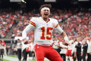 Read more about the article ‘Blacking out and going crazy’ –  Patrick Mahomes had perfect answer after he was attacked by Raiders’ Maxx Crosby