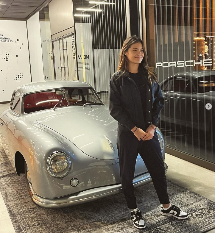 Read more about the article Emma Raducanu issues two-word Porsche update after claims she had £125,000 car ‘taken away’