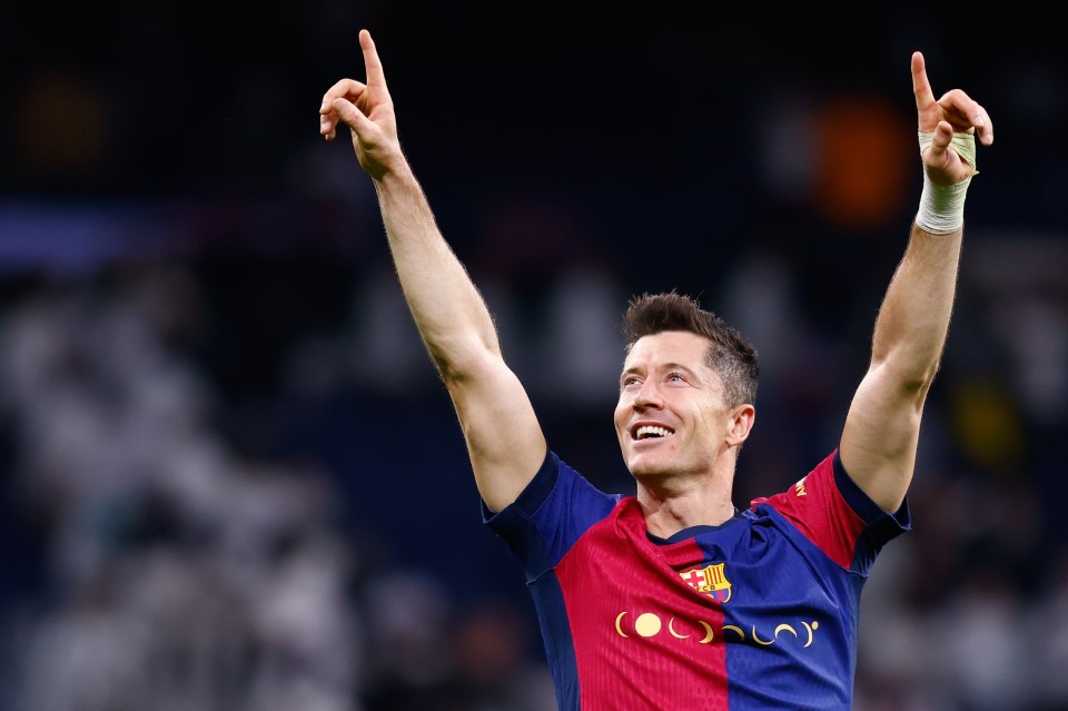 Read more about the article Birmingham City were close to signing Robert Lewandowski for just £250k