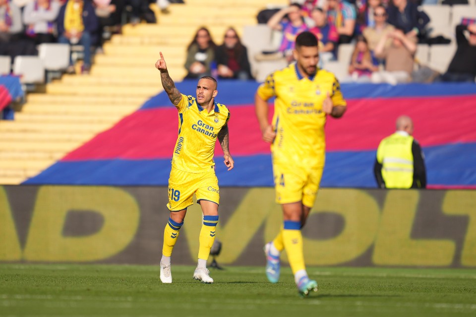 You are currently viewing Forgotten Premier League stars stun Barcelona as Las Palmas ruin Lamine Yamal’s return