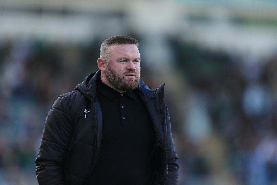 You are currently viewing Wayne Rooney calls next Plymouth fixture a ‘derby’ despite 172-mile distance after latest heavy defeat