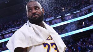 Read more about the article NBA Christmas Day ratings up as LeBron James says NBA’s Christmas Day tradition is ‘Our day’