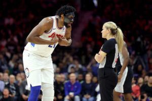 Read more about the article 76ers star Joel Embiid ejected for arguing with officials after crashing into Victor Wembanyama in game vs. Spurs