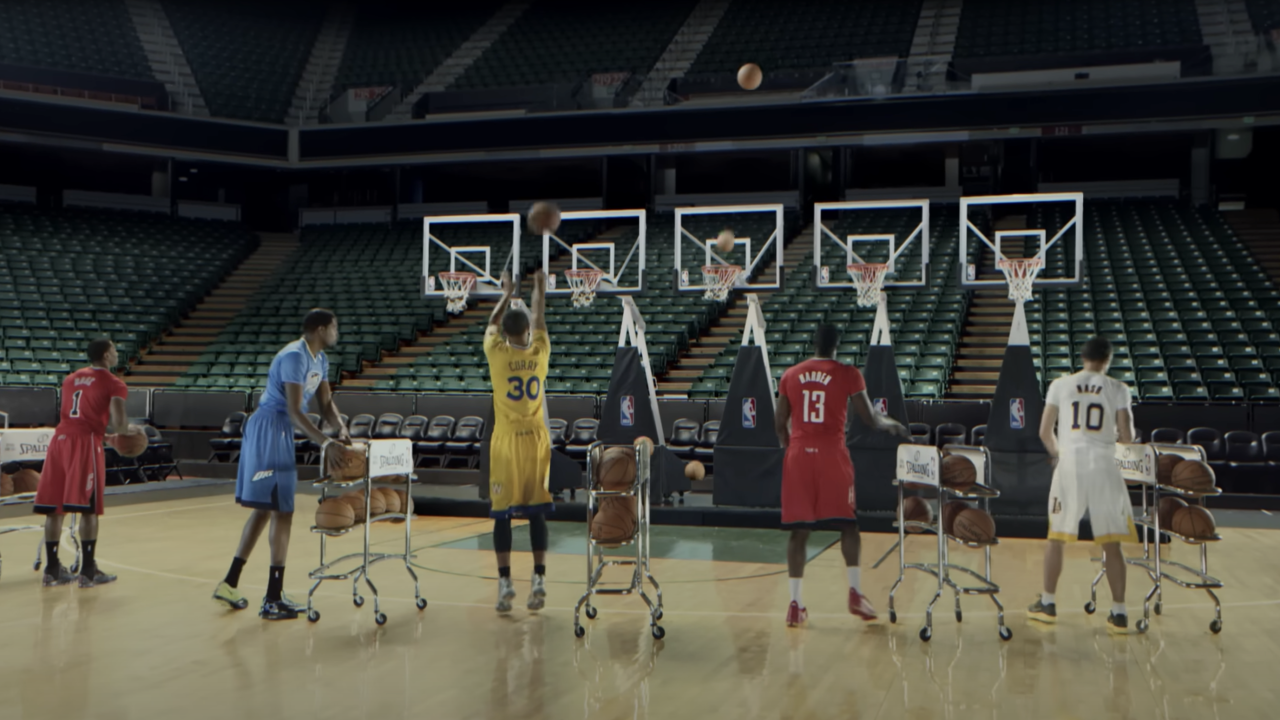 You are currently viewing How the NBA Pulled Off Its ‘Jingle Hoops’ Christmas Ad