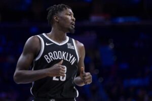 Read more about the article Lakers acquire Dorian Finney-Smith, trade D’Angelo Russell to the Nets