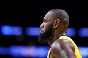 Read more about the article LeBron James won’t play for Lakers against Minnesota on Friday