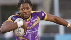 Read more about the article Castleford sign Warrington’s Okoro on loan