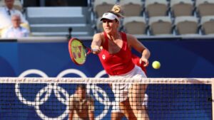 Read more about the article Gabriela Dabrowski, who won an Olympic medal and the WTA Finals, reveals she played through breast cancer treatment in 2024