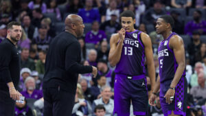 Read more about the article Fox, Kings send perfect message in thrilling win vs. Rockets