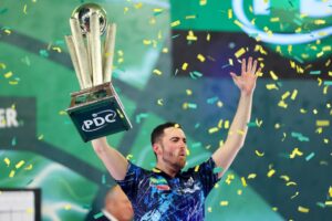 Read more about the article When is the PDC World Darts Championship final? Date, start time and talkSPORT commentary