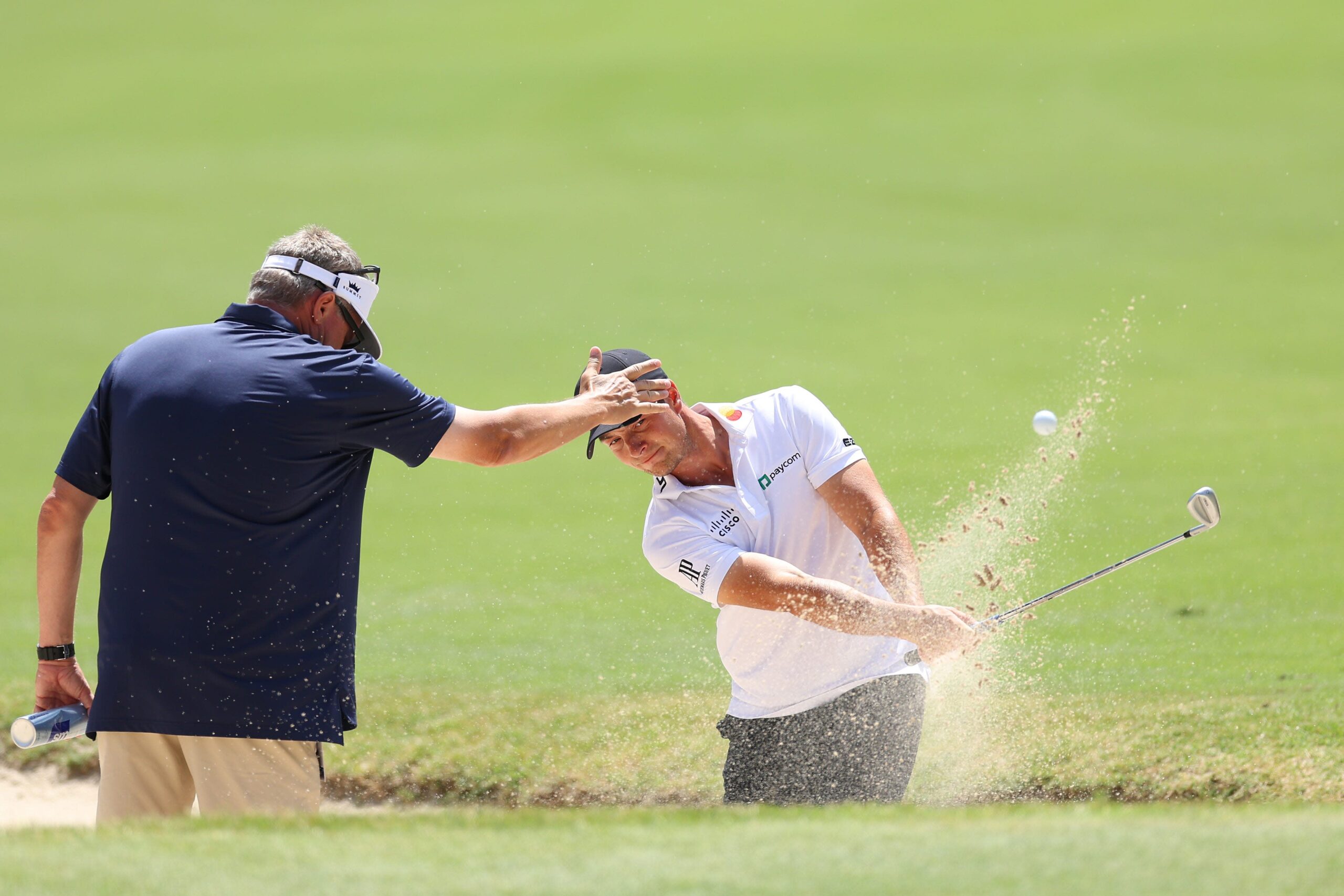 You are currently viewing Viktor Hovland splits with swing coach Joe Mayo (again) before 2025 season, per report