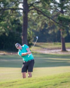 Read more about the article PNJ sports reporter Ben Grieco hits the links with Pensacola Catholic boys golf team