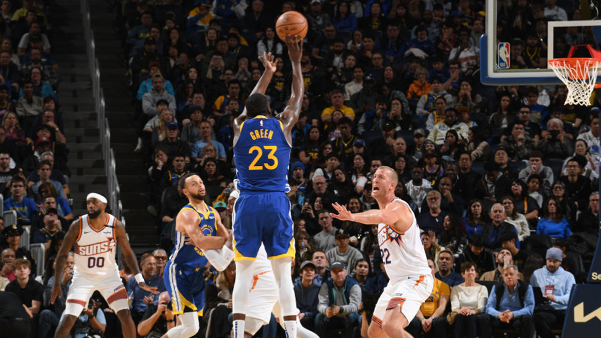 You are currently viewing Dray passes Richardson for third-most 3-pointers in Warriors history