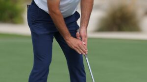 Read more about the article Scottie Scheffler changes putting grip in opening round of Hero World Challenge