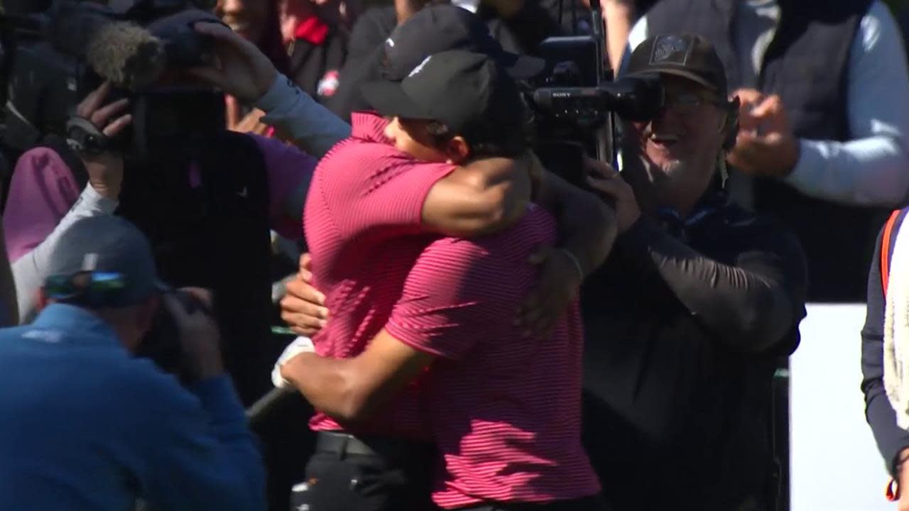 You are currently viewing Charlie Woods hits hole-in-one at PNC Champ.