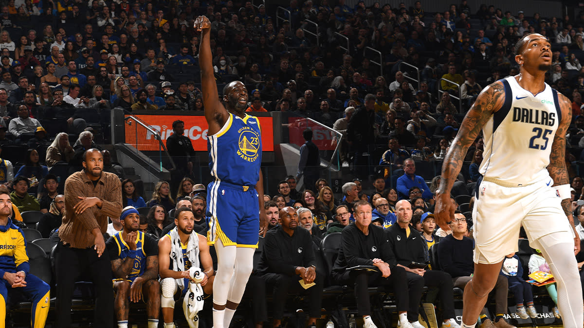 You are currently viewing Warriors set franchise record with first-half 3-point barrage vs. Mavs