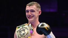 Read more about the article Murphy to defend Commonwealth title live on BBC Sport