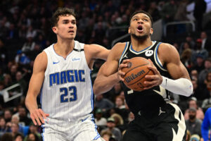 Read more about the article NBA Cup: Giannis Antetokounmpo, Damian Lillard lead Bucks in thriller past shorthanded Magic to semifinals