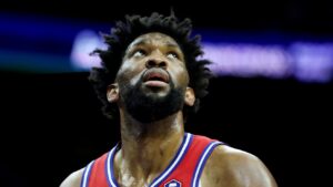 Read more about the article 3 observations after Embiid leaves following hit to his face, Sixers lose to Pacers