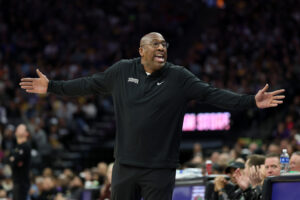 Read more about the article A typical Kings move: Firing of Mike Brown brings more questions than answers about the direction of the franchise