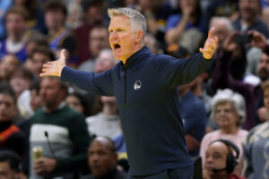 Read more about the article Steve Kerr ‘angry’ and ‘mad’ about missed timeout call in final seconds of Warriors’ loss to Nuggets