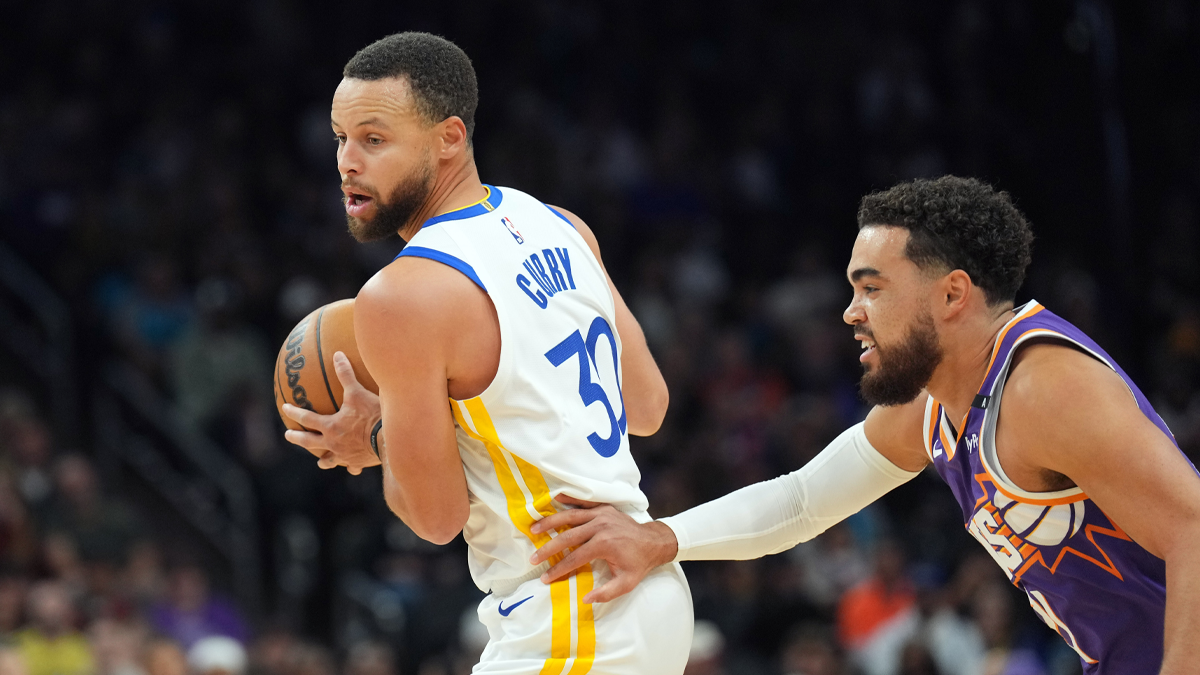 You are currently viewing Steph details bilateral knee tendinitis after slow start in return