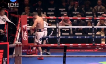 You are currently viewing Tyson Fury’s training partner furiously kicks stool after point deduction as he loses on undercard before Oleksandr Usyk rematch