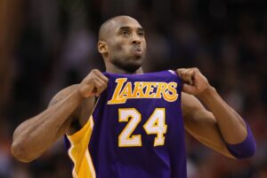 Read more about the article ‘I want to take their hearts’ – Kobe Bryant made $5k bet with Lakers teammate just to hammer home LeBron James point