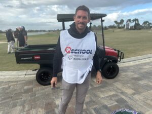 Read more about the article PGA Tour vet Scott Stallings is caddying at Q-School