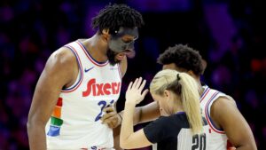 Read more about the article Embiid ejected after confronting referee